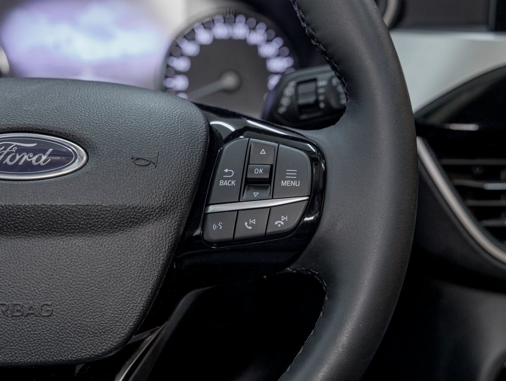 Ford Escape  2022 à St-Jérôme, Québec - 15 - w1024h768px