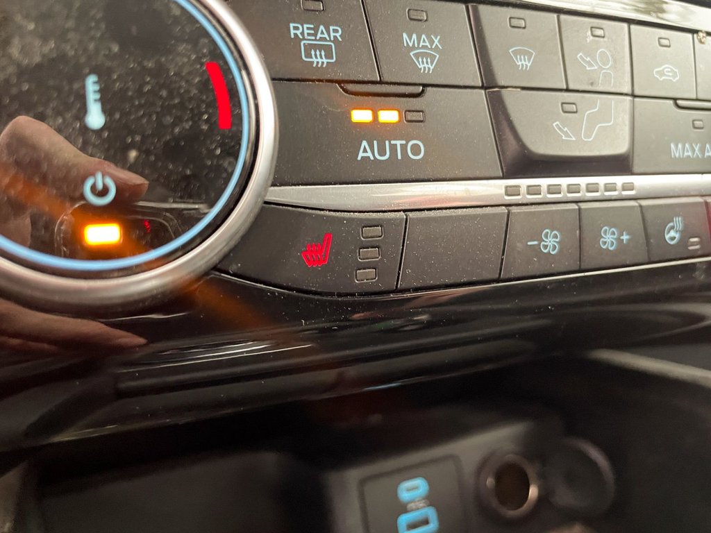2022 Ford Escape in St-Jérôme, Quebec - 12 - w1024h768px