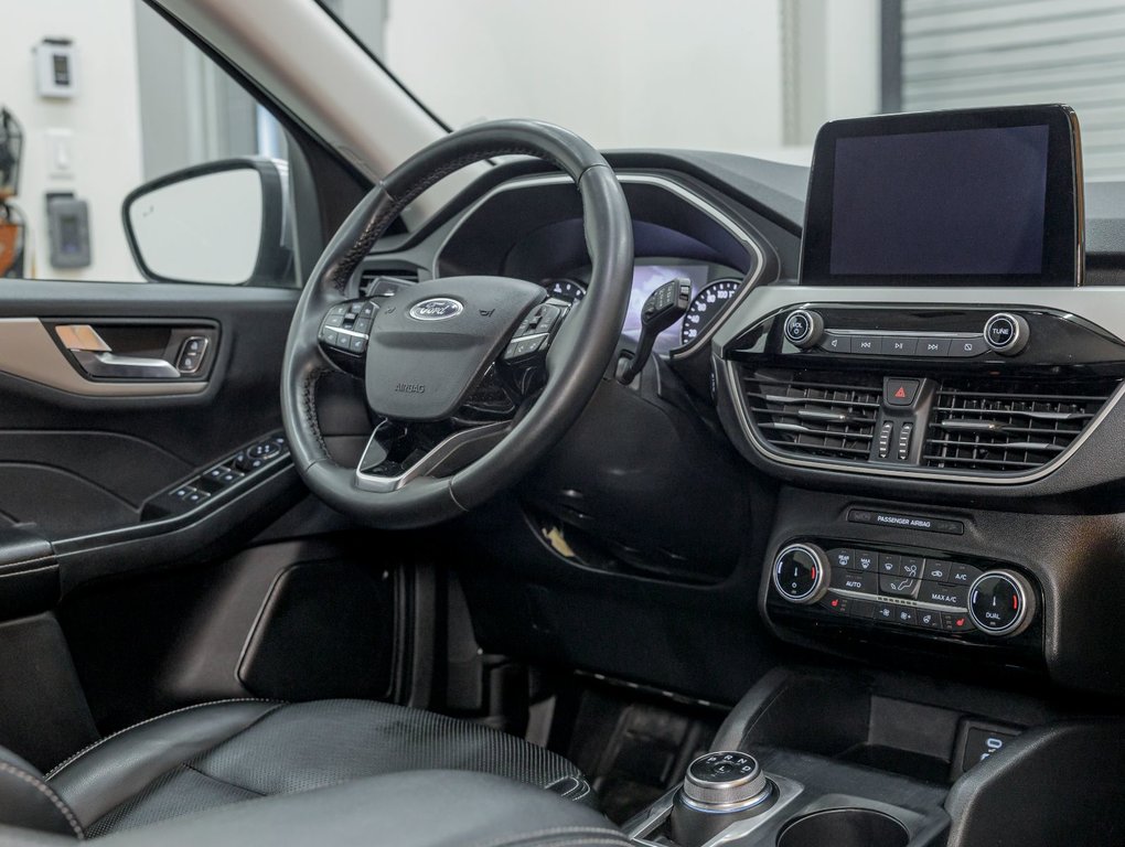 Ford Escape  2022 à St-Jérôme, Québec - 27 - w1024h768px