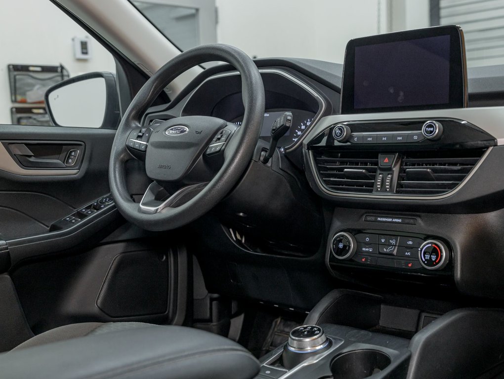 2022 Ford Escape in St-Jérôme, Quebec - 25 - w1024h768px