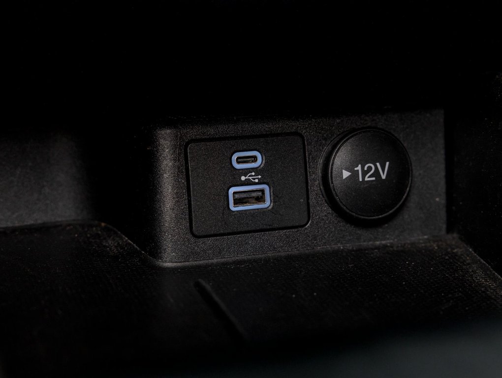 2022 Ford Escape in St-Jérôme, Quebec - 21 - w1024h768px