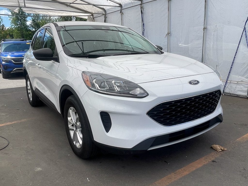 2022 Ford Escape in St-Jérôme, Quebec - 9 - w1024h768px