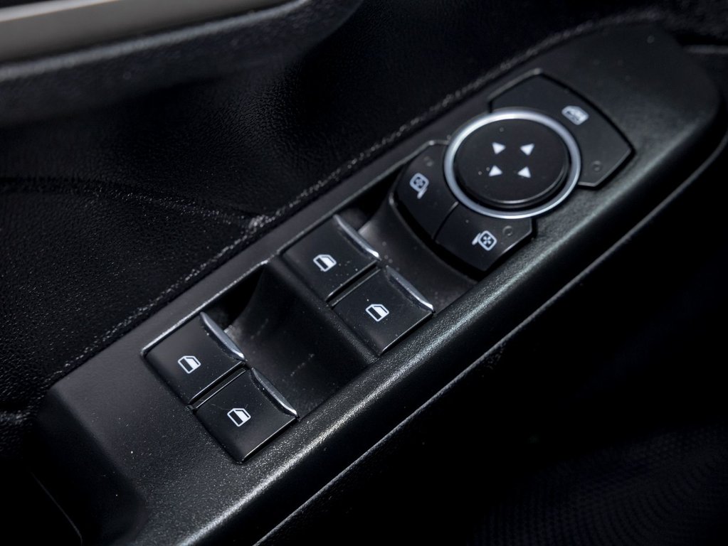 2022 Ford Escape in St-Jérôme, Quebec - 24 - w1024h768px