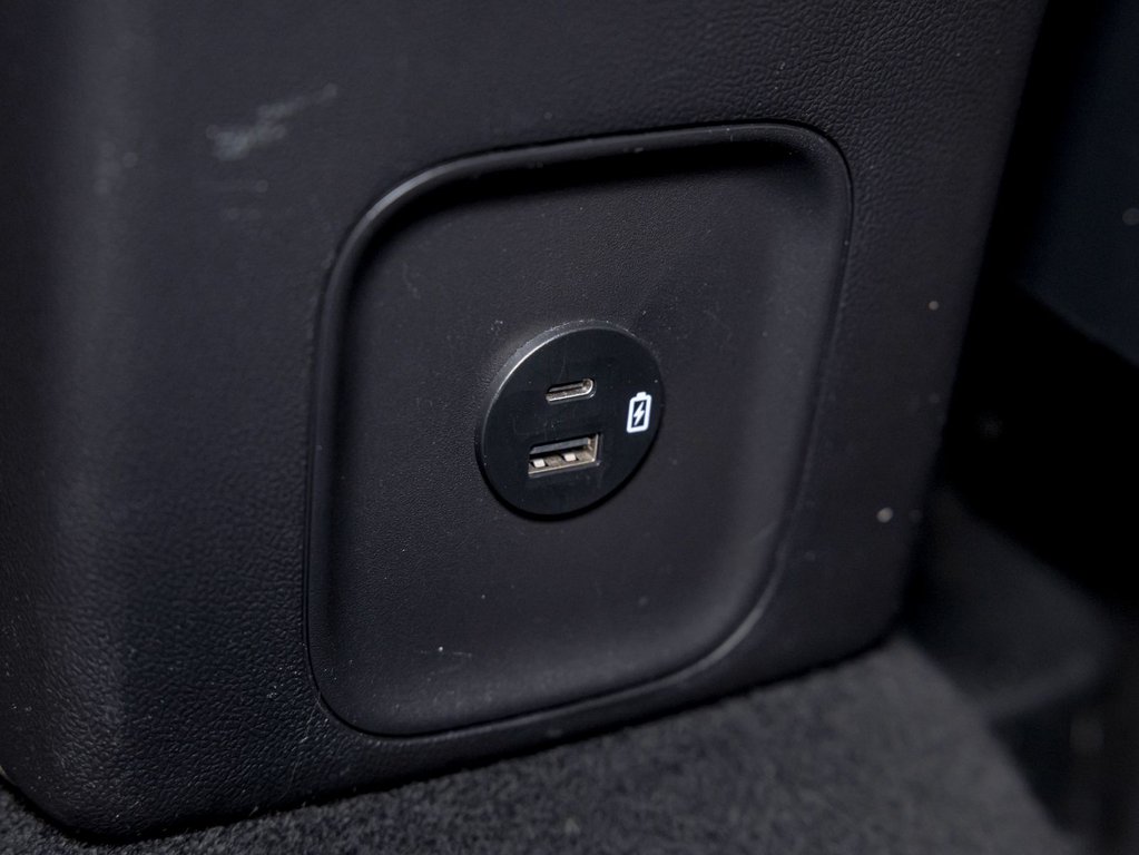 2022 Ford Escape in St-Jérôme, Quebec - 28 - w1024h768px