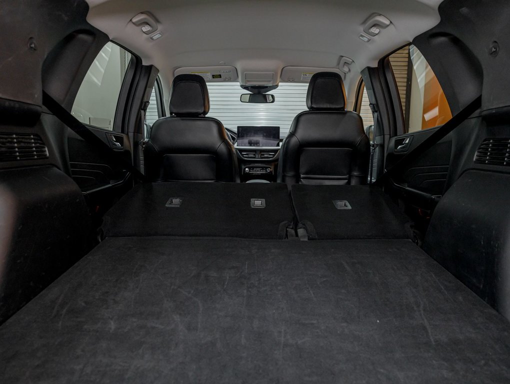 Ford Escape  2023 à St-Jérôme, Québec - 32 - w1024h768px