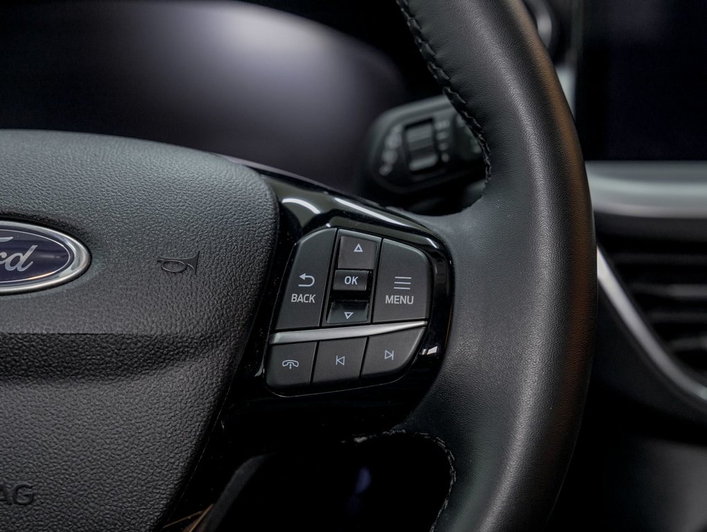 Ford Escape  2023 à St-Jérôme, Québec - 15 - w1024h768px