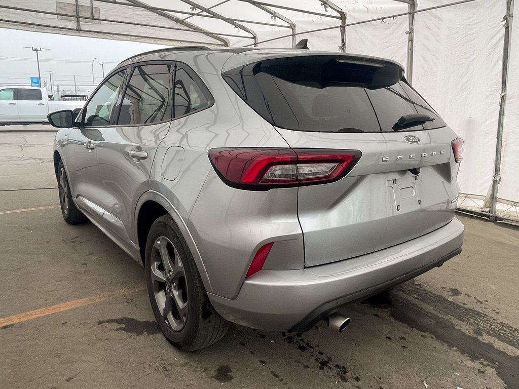 Ford Escape  2023 à St-Jérôme, Québec - 5 - w1024h768px