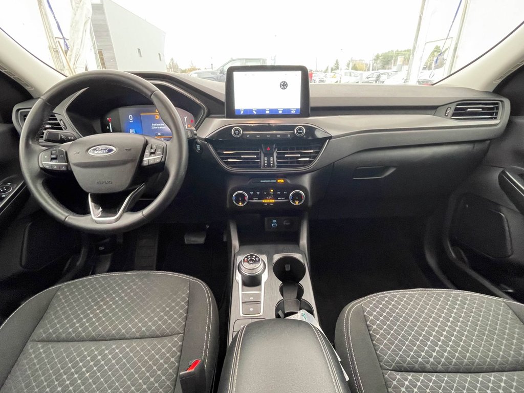Ford Escape  2023 à St-Jérôme, Québec - 10 - w1024h768px