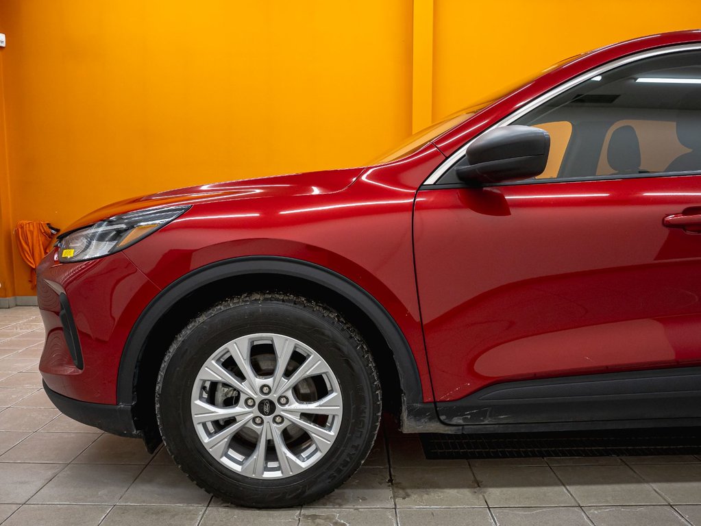 Ford Escape  2023 à St-Jérôme, Québec - 32 - w1024h768px