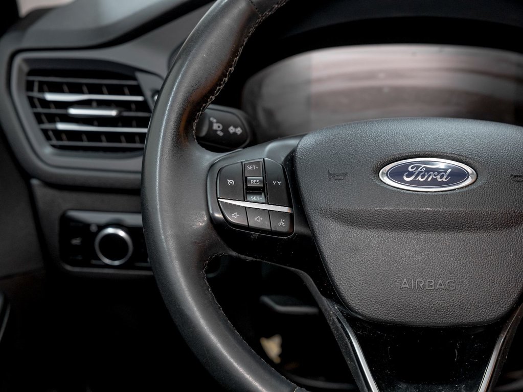 Ford Escape  2023 à St-Jérôme, Québec - 14 - w1024h768px