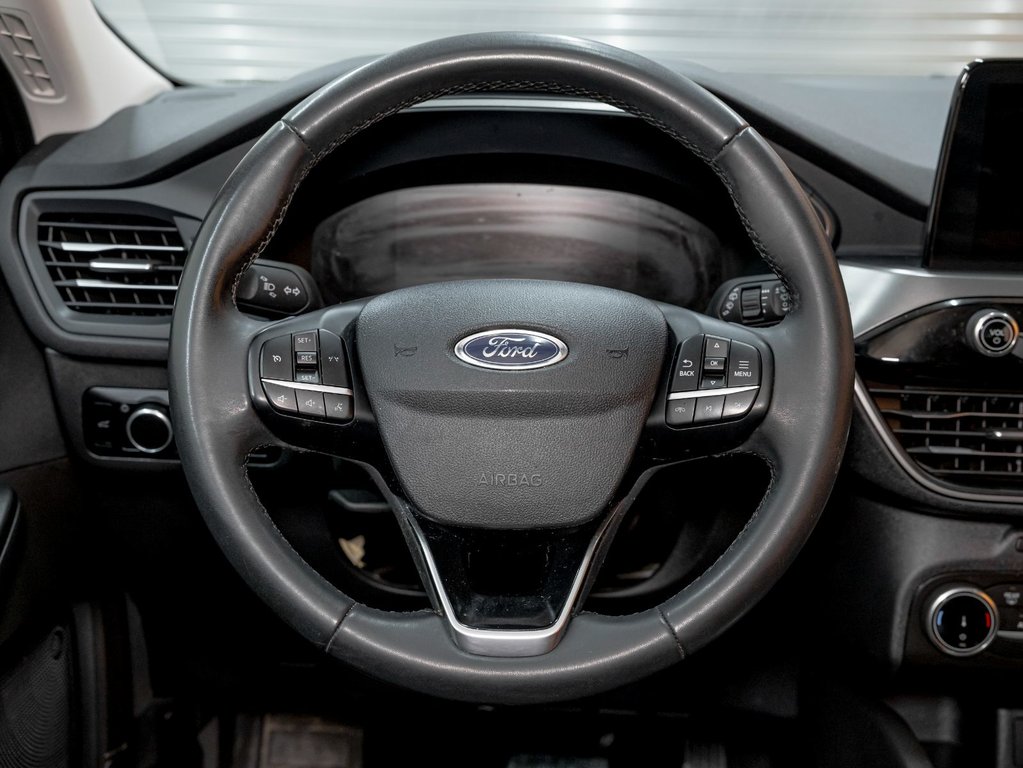 Ford Escape  2023 à St-Jérôme, Québec - 12 - w1024h768px