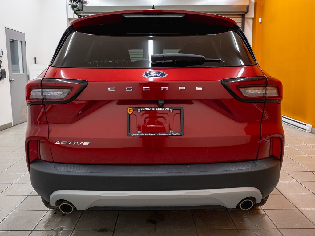 Ford Escape  2023 à St-Jérôme, Québec - 6 - w1024h768px