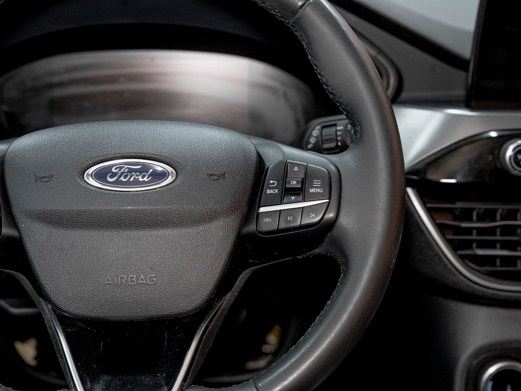 Ford Escape  2023 à St-Jérôme, Québec - 15 - w1024h768px