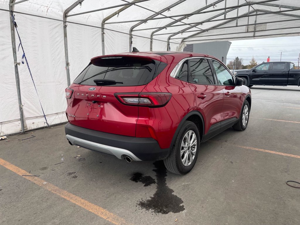 Ford Escape  2023 à St-Jérôme, Québec - 8 - w1024h768px