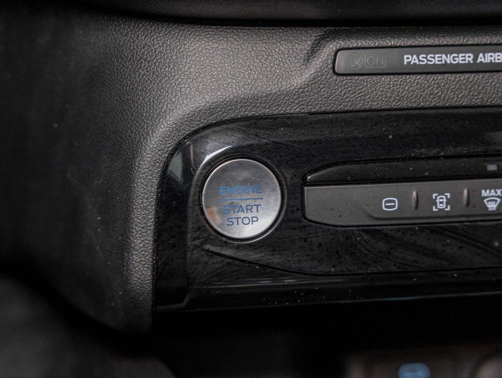Ford Escape  2023 à St-Jérôme, Québec - 28 - w1024h768px