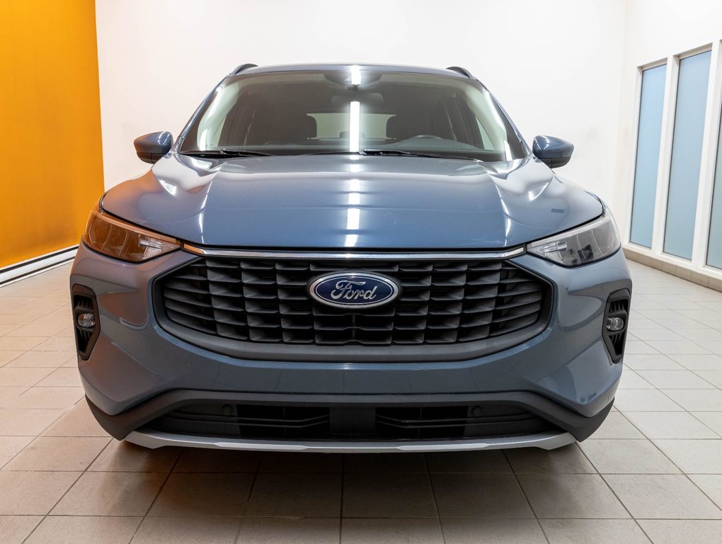 Ford Escape  2023 à St-Jérôme, Québec - 4 - w1024h768px