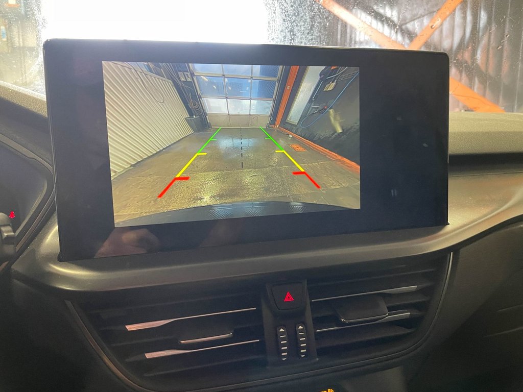 Ford Escape  2023 à St-Jérôme, Québec - 14 - w1024h768px