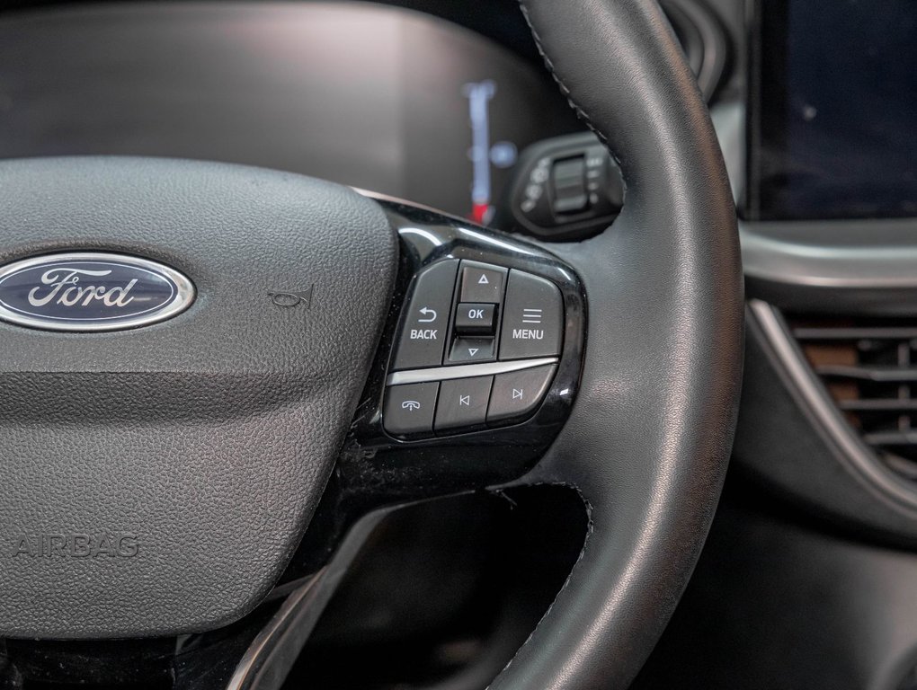 Ford Escape  2023 à St-Jérôme, Québec - 15 - w1024h768px