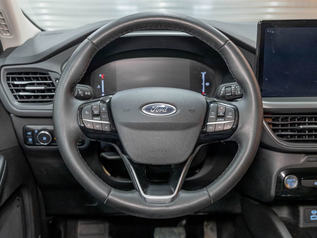 Ford Escape  2023 à St-Jérôme, Québec - 12 - w1024h768px
