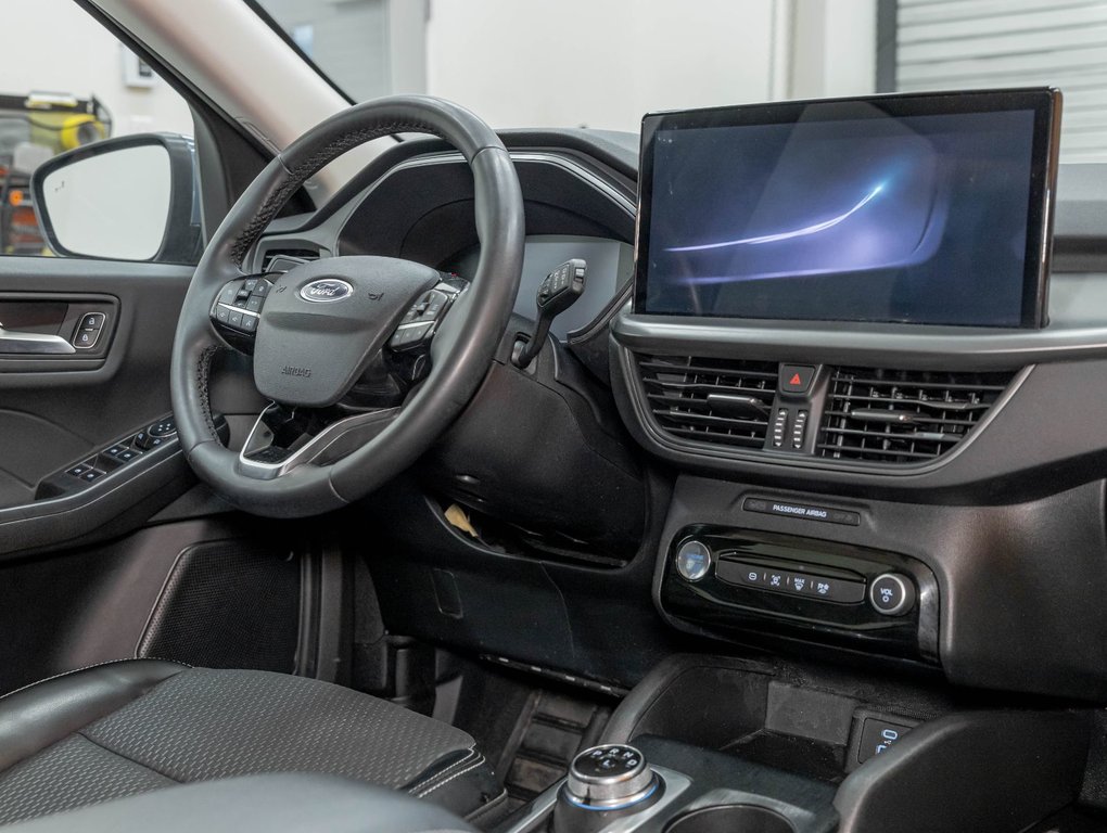 Ford Escape  2023 à St-Jérôme, Québec - 29 - w1024h768px