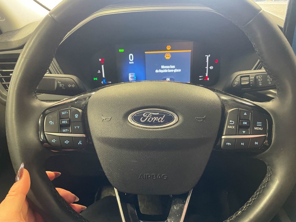 Ford Escape  2023 à St-Jérôme, Québec - 13 - w1024h768px