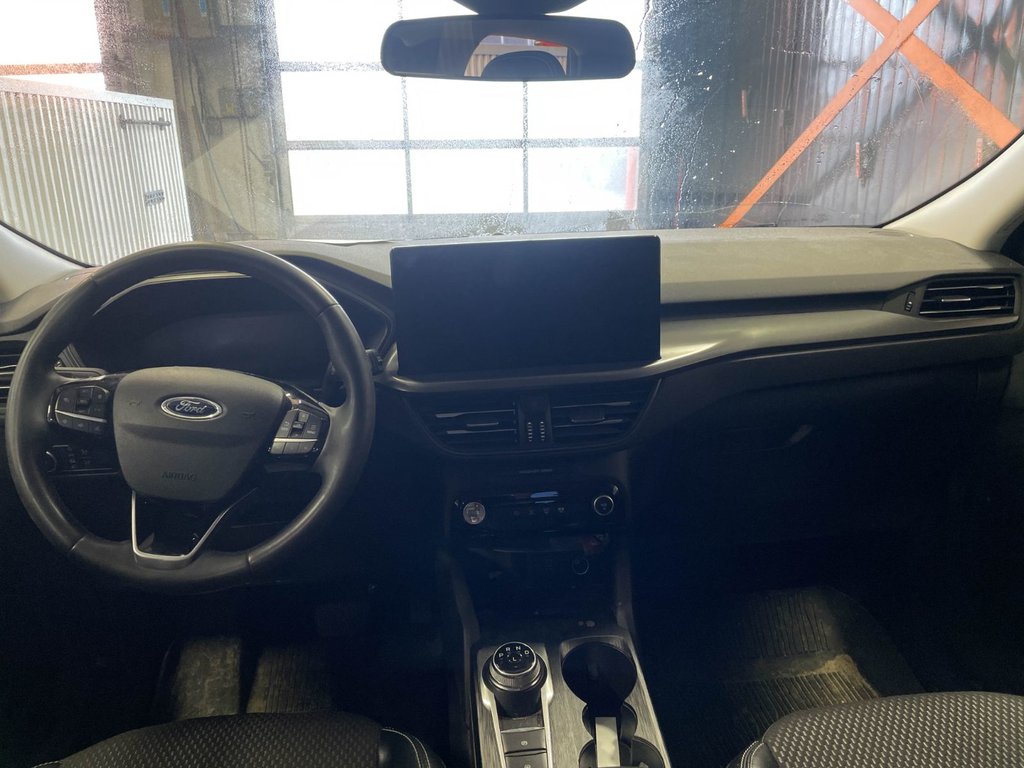 Ford Escape  2023 à St-Jérôme, Québec - 12 - w1024h768px