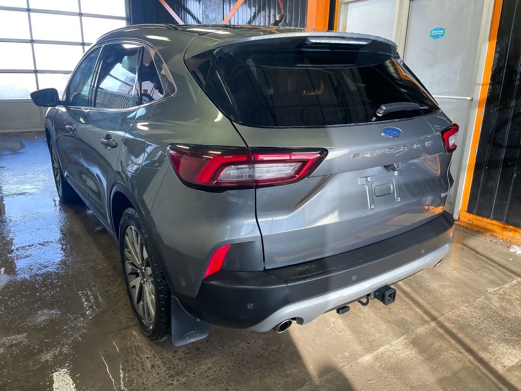 2024 Ford Escape in St-Jérôme, Quebec - 8 - w1024h768px