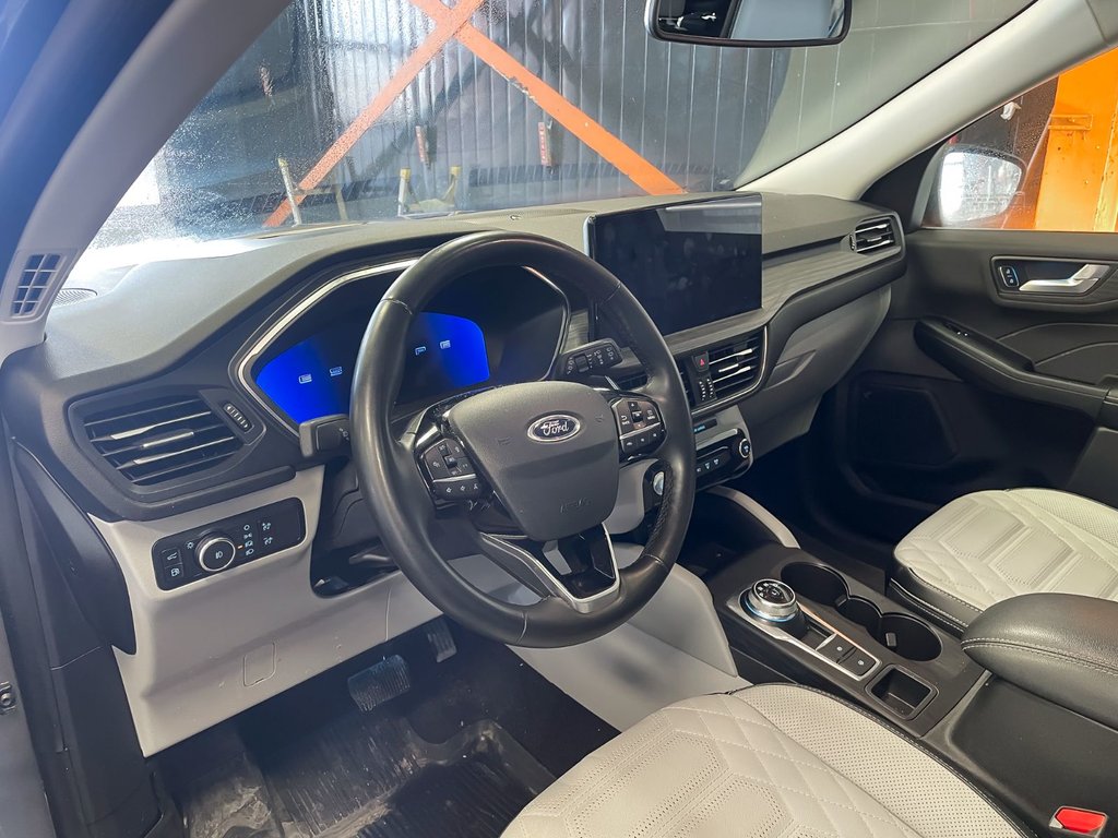 2024 Ford Escape in St-Jérôme, Quebec - 5 - w1024h768px