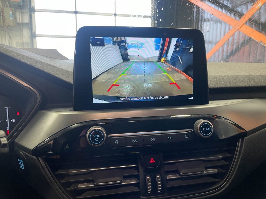 Ford Escape  2025 à St-Jérôme, Québec - 13 - w1024h768px