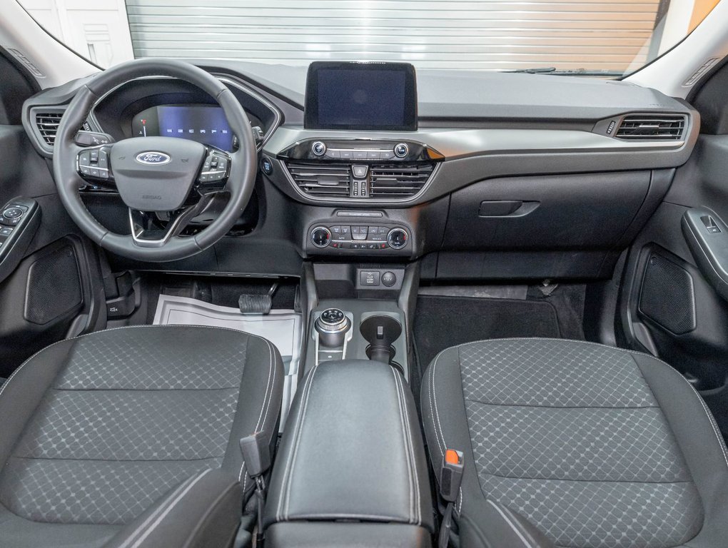 Ford Escape  2025 à St-Jérôme, Québec - 11 - w1024h768px