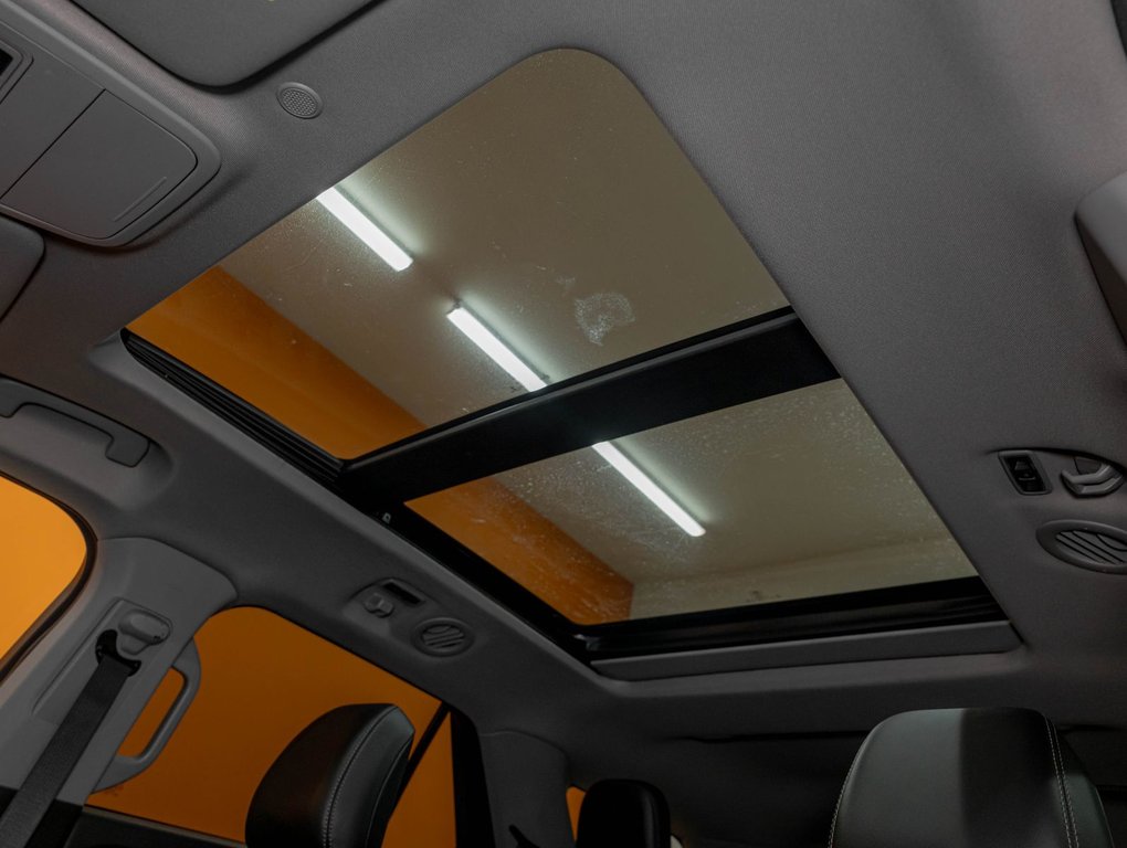 2021 Ford Explorer in St-Jérôme, Quebec - 4 - w1024h768px