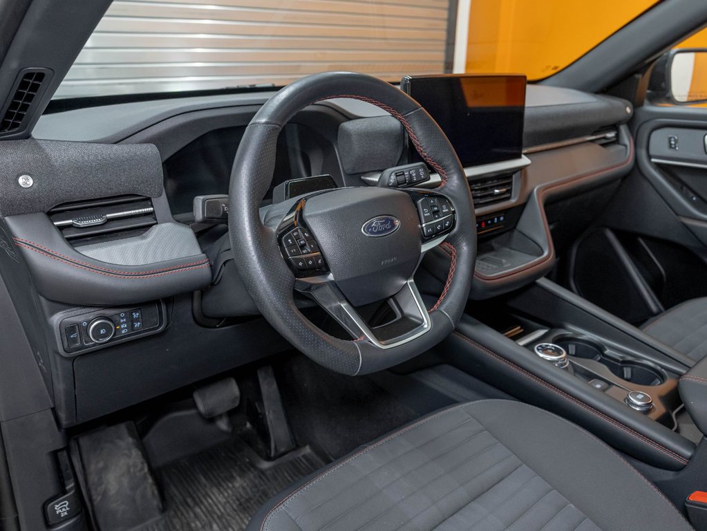 2025 Ford Explorer in St-Jérôme, Quebec - 2 - w1024h768px
