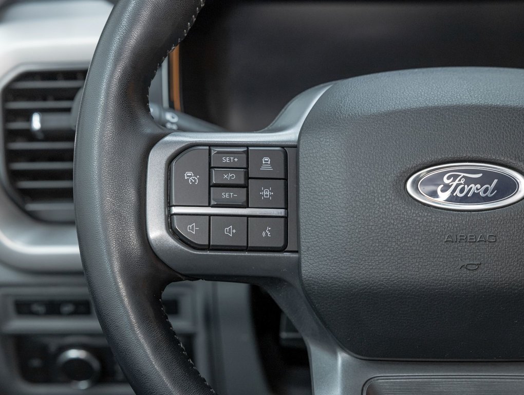 2022 Ford F-150 Lightning in St-Jérôme, Quebec - 14 - w1024h768px