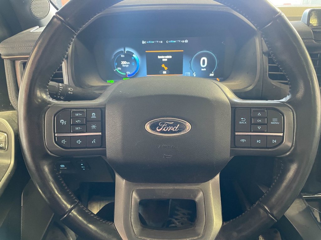 2022 Ford F-150 Lightning in St-Jérôme, Quebec - 17 - w1024h768px