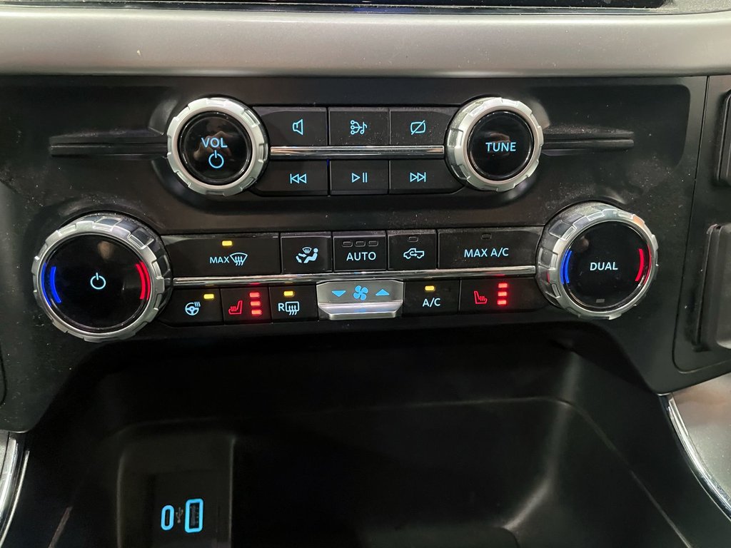 2023 Ford F-150 Lightning in St-Jérôme, Quebec - 13 - w1024h768px