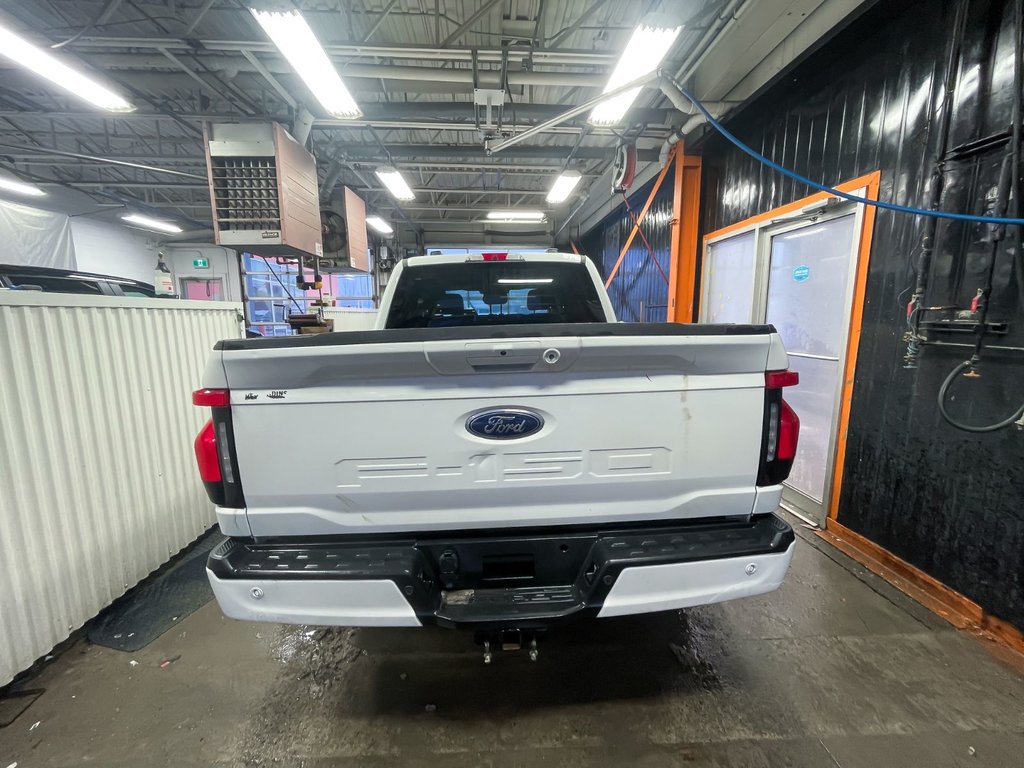 2023 Ford F-150 Lightning in St-Jérôme, Quebec - 8 - w1024h768px