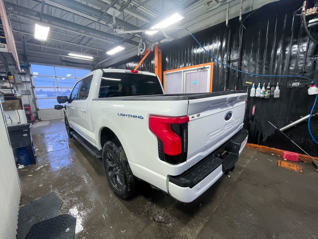 2023 Ford F-150 Lightning in St-Jérôme, Quebec - 6 - w1024h768px