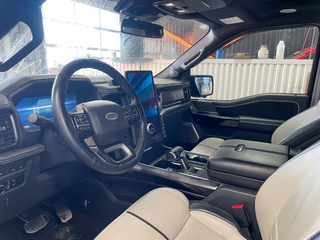 Ford F-150 Lightning  2023 à St-Jérôme, Québec - 5 - w1024h768px