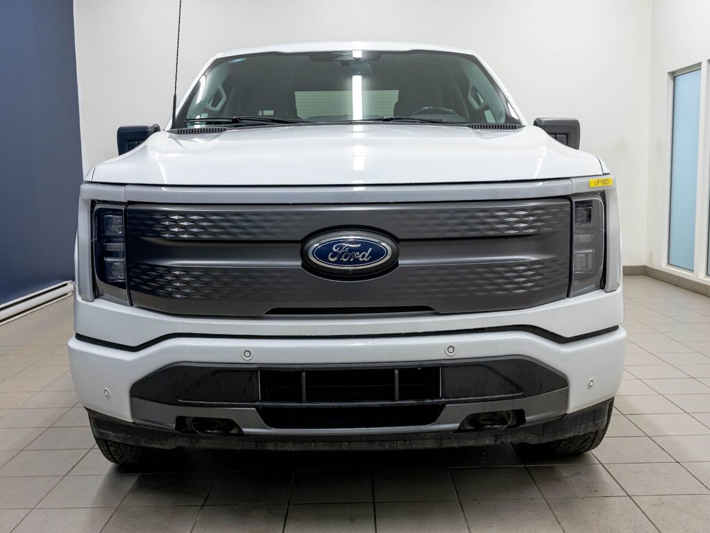 2023 Ford F-150 Lightning in St-Jérôme, Quebec - 4 - w1024h768px