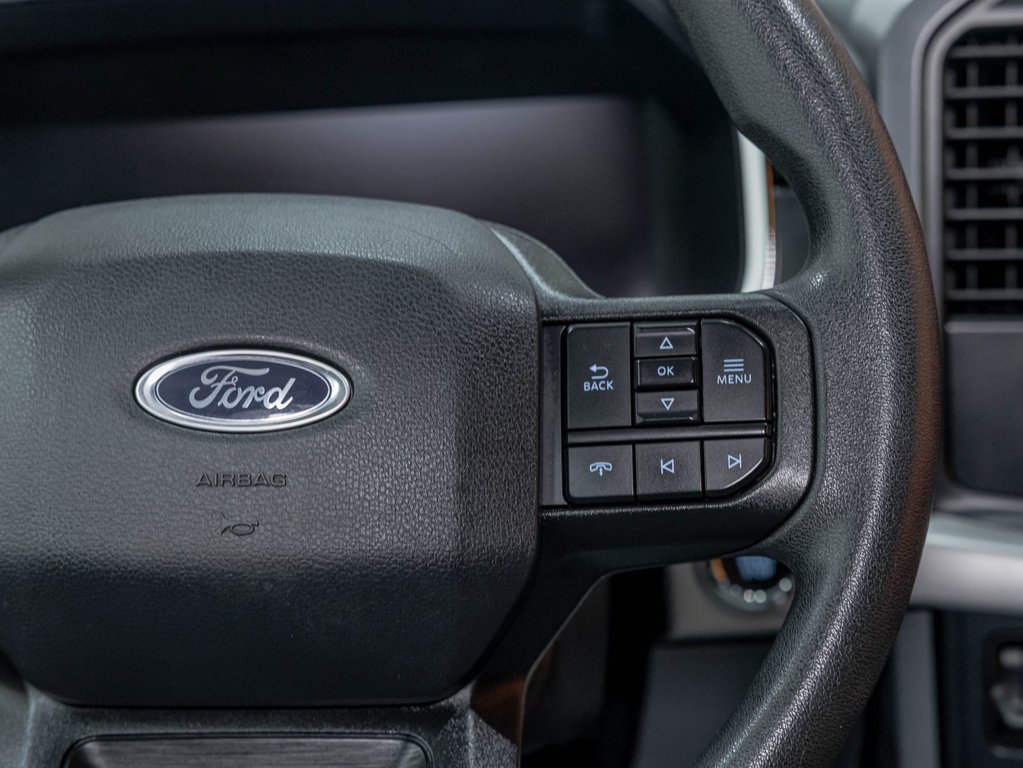 Ford F-150 Lightning  2023 à St-Jérôme, Québec - 15 - w1024h768px