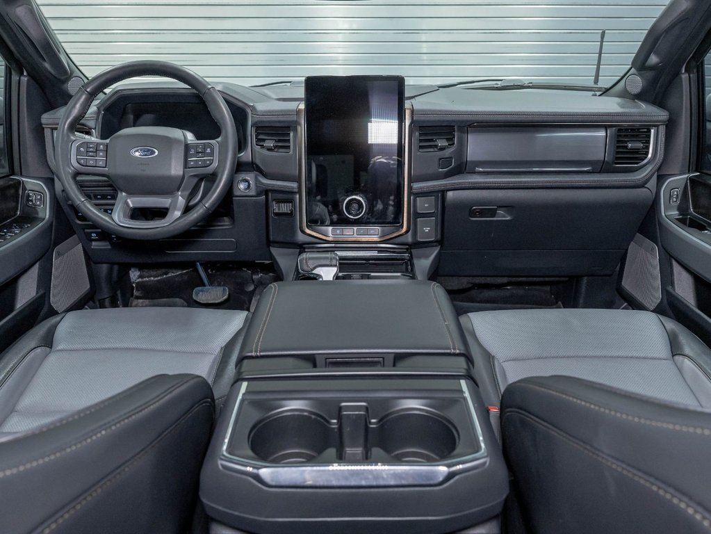 2023 Ford F-150 Lightning in St-Jérôme, Quebec - 11 - w1024h768px