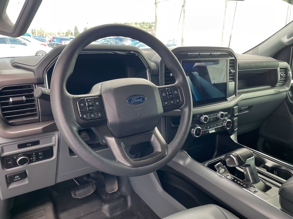 2024 Ford F-150 Lightning in St-Jérôme, Quebec - 4 - w1024h768px