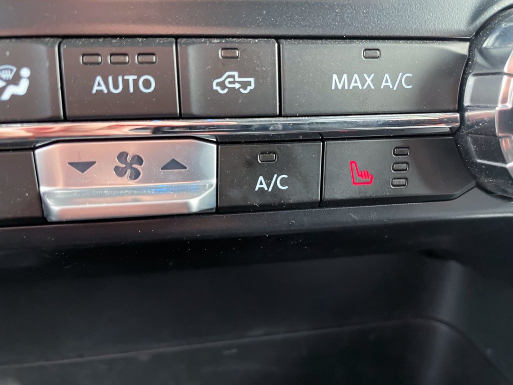 2024 Ford F-150 Lightning in St-Jérôme, Quebec - 16 - w1024h768px