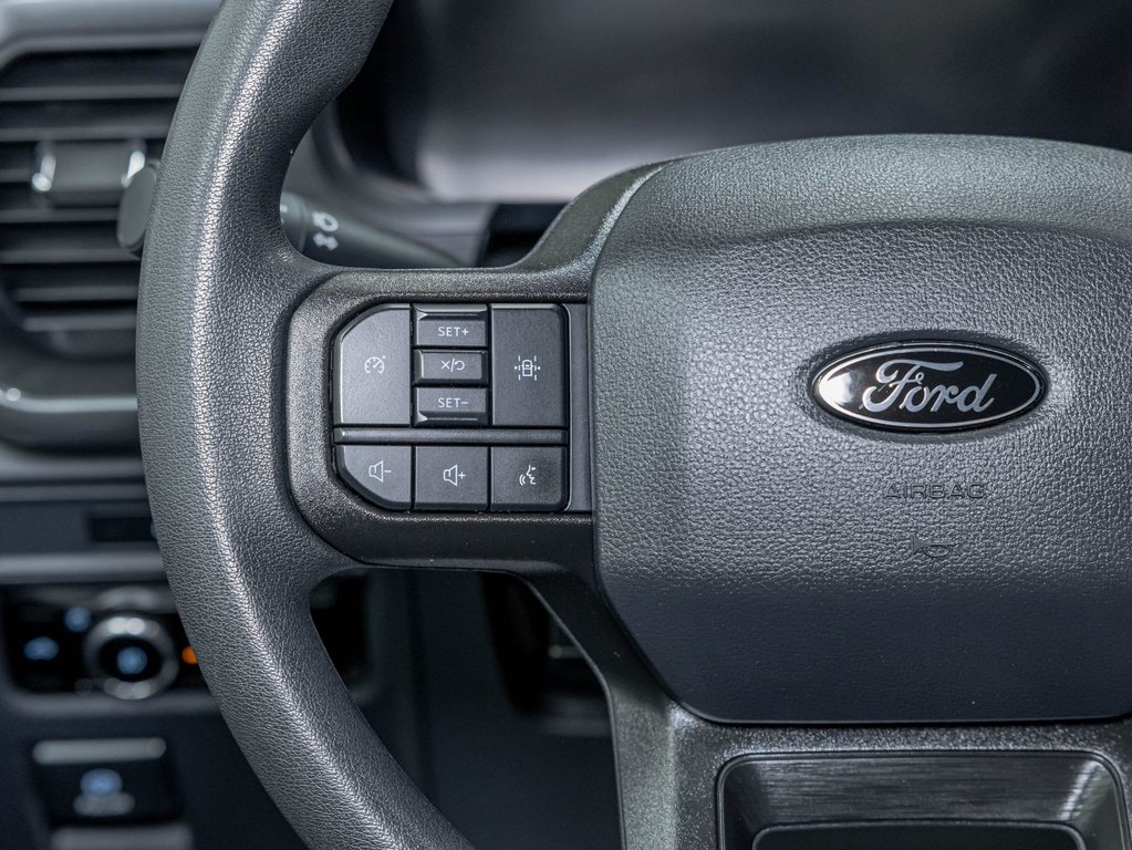 2025 Ford F-150 in St-Jérôme, Quebec - 14 - w1024h768px