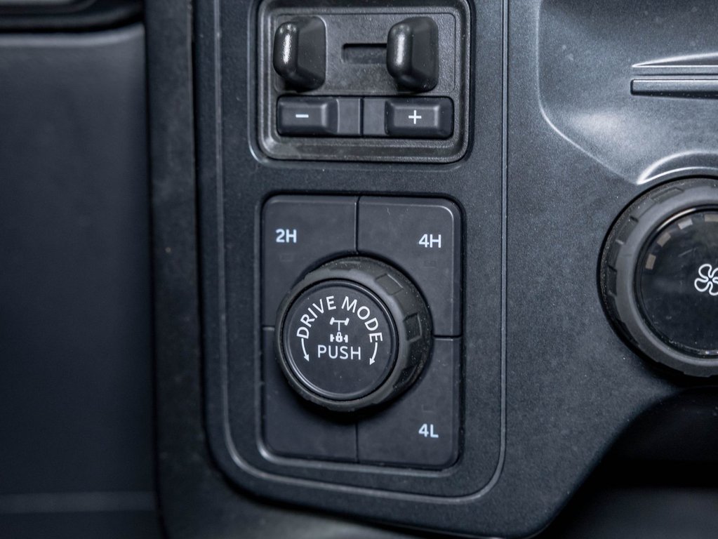 2025 Ford F-150 in St-Jérôme, Quebec - 22 - w1024h768px