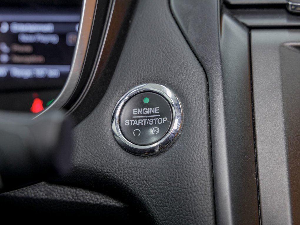 2019 Ford FUSION HYBRID in St-Jérôme, Quebec - 28 - w1024h768px