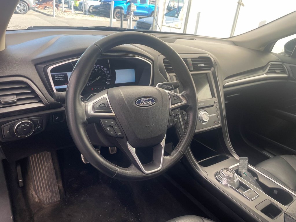 Ford Fusion  2018 à St-Jérôme, Québec - 5 - w1024h768px