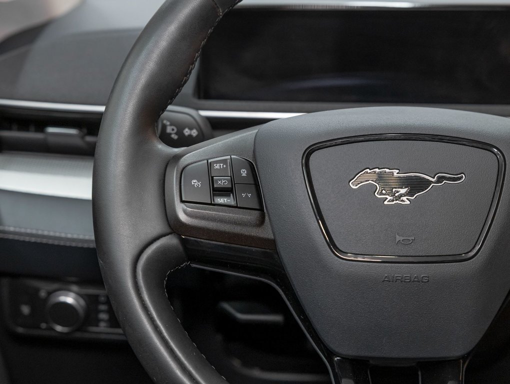 2021 Ford Mustang Mach-E in St-Jérôme, Quebec - 17 - w1024h768px