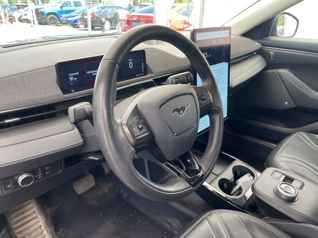 2021 Ford Mustang Mach-E in St-Jérôme, Quebec - 3 - w1024h768px