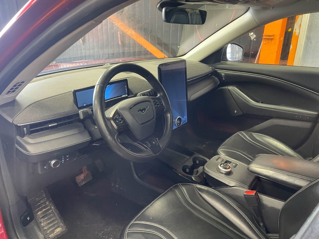 2021 Ford Mustang Mach-E in St-Jérôme, Quebec - 5 - w1024h768px